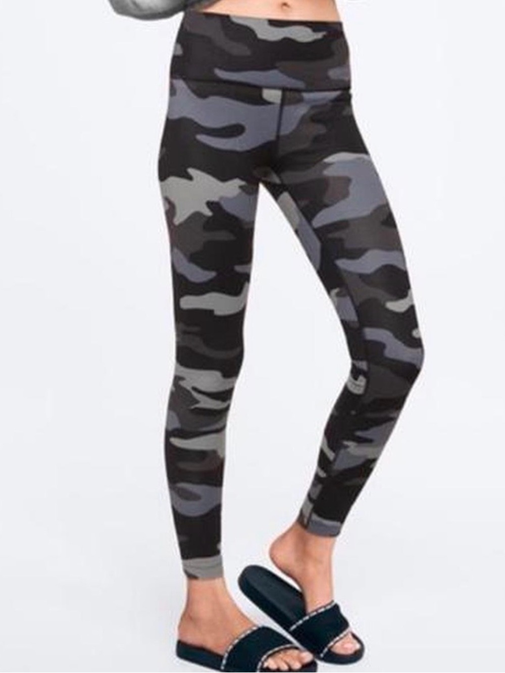 PINK Victoria's Secret Black, Blue, & Gray Camo High-Waist Leggings